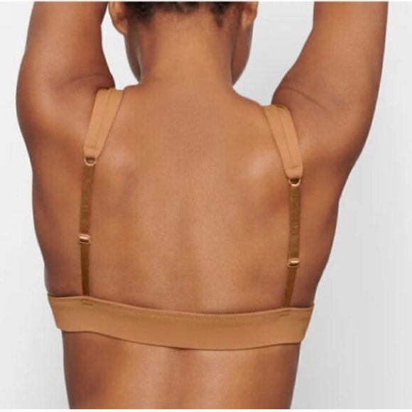 SKIMS Brown Bikini Top - Picture 2 of 6